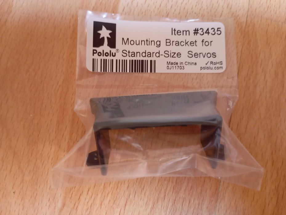 2 Servomotores + 2 rodas + 2 suportes (NOVOS)