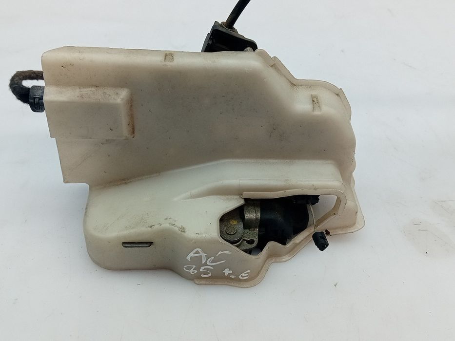 Fechadura / fecho porta trás esquerdo VOLKSWAGEN Touran (1T)