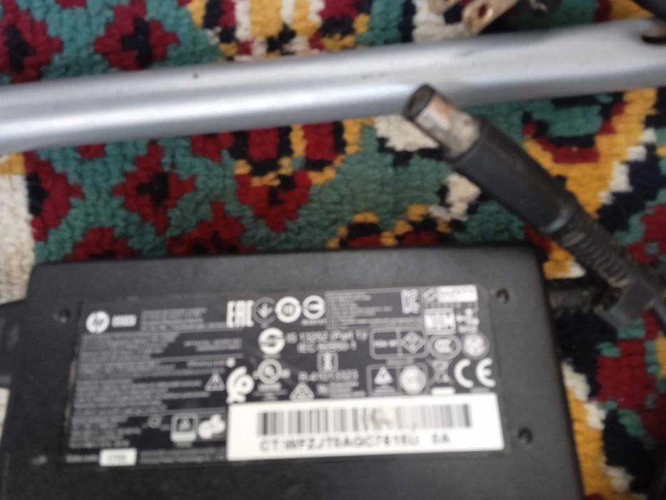 Зарядные  для ноутбуков dell acer  asuss lenovo HP