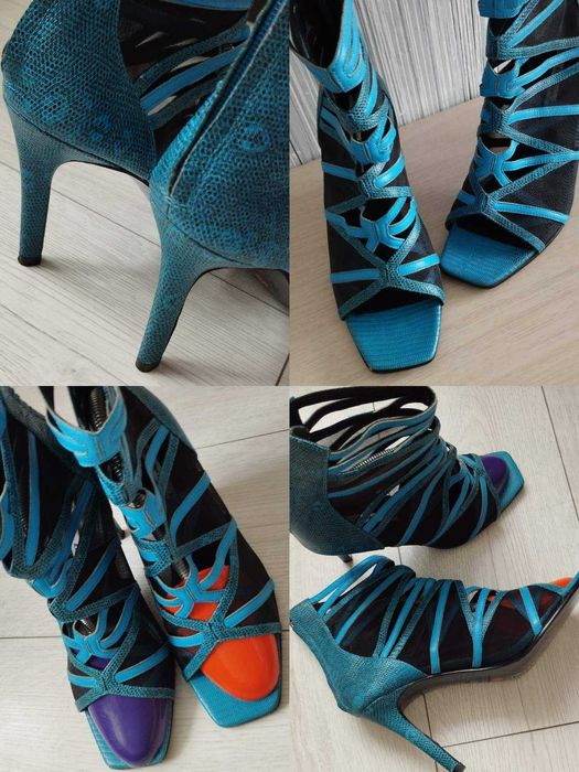 Шкіряні босоніжки зміїний принт