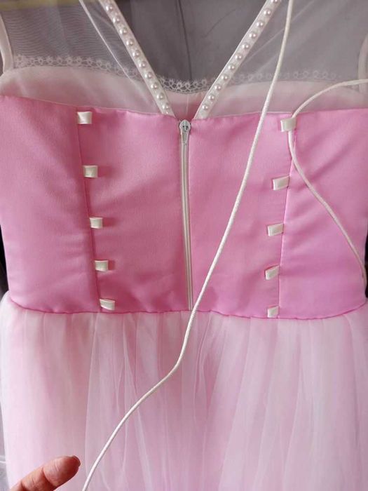 Випускне пишне довге плаття сукня святкова для дівчинки в садочок