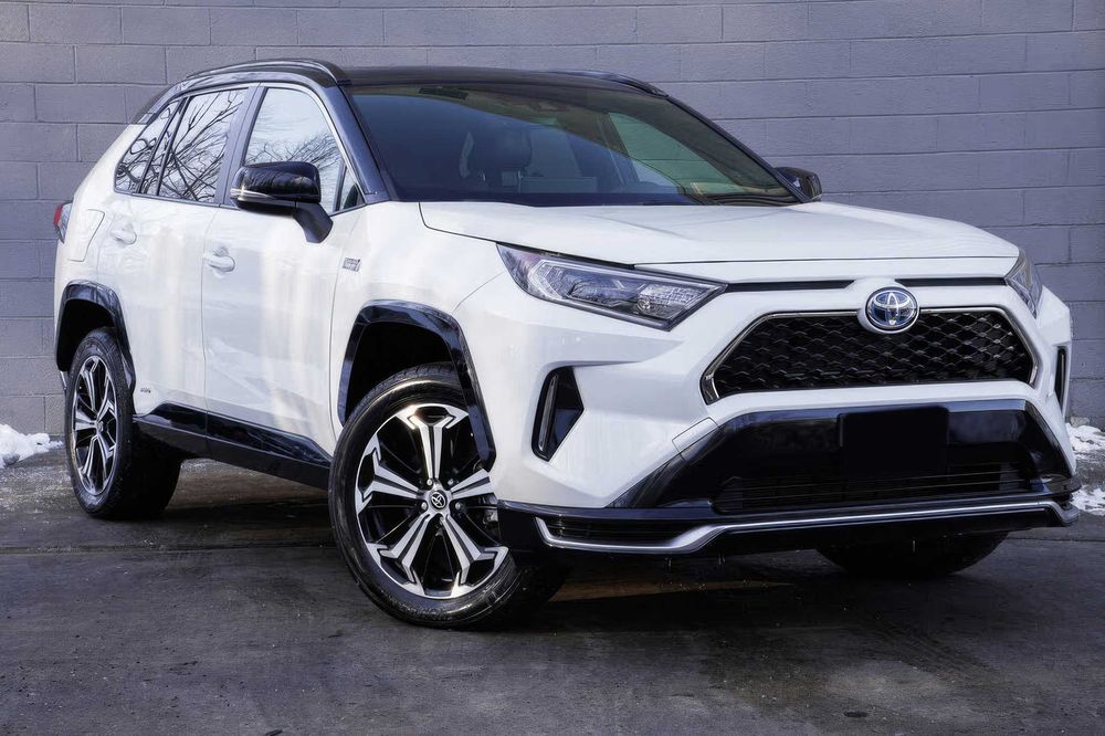 Toyota RAV4 Prime XSE      2022