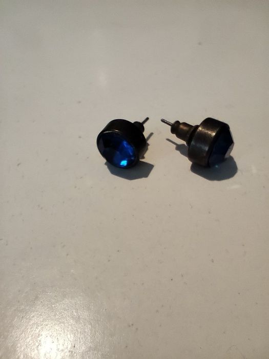 Сині сережки дуже симпатичні