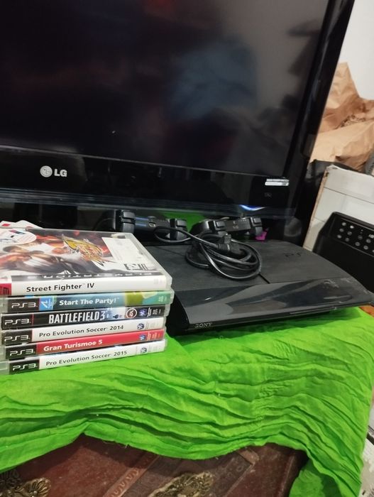 Vendo ps3 super Slim aceito troca por jantes Saxo 4 furos