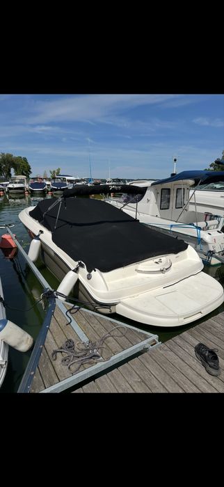 Łódź motorowa Sea ray 220 sun sport