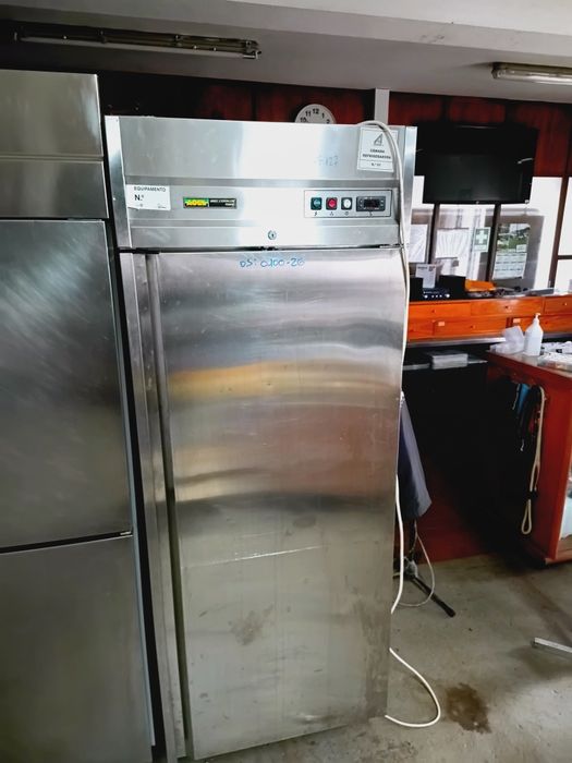 Armário frigorífico inox 1 porta
