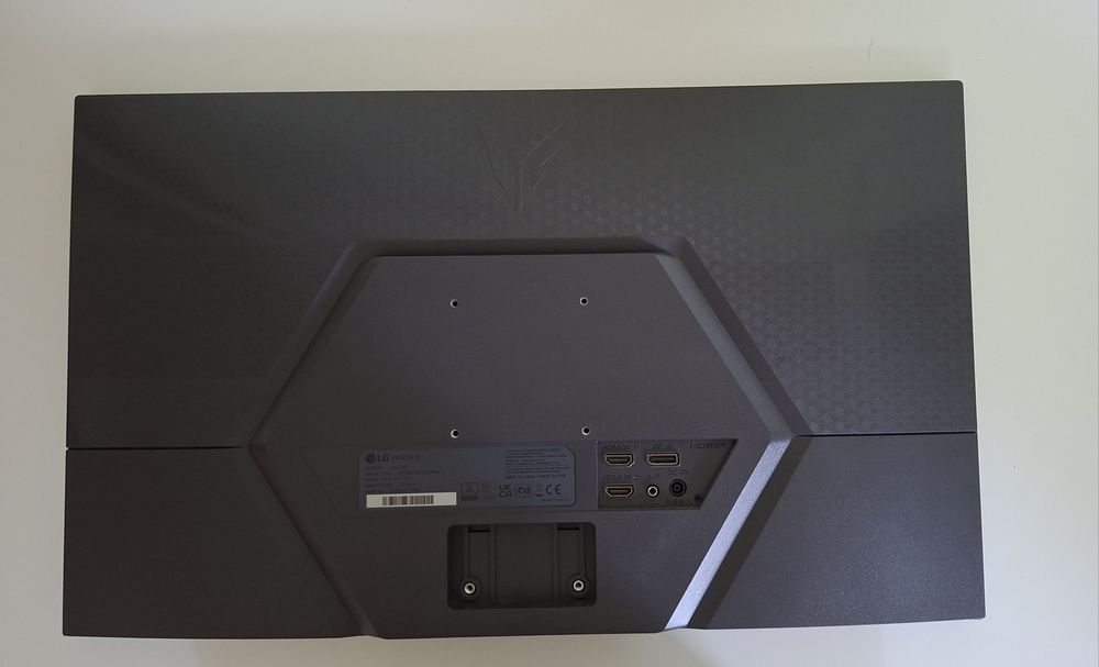 Monitor Gaming LG 24" 180Hz
