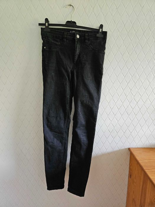 Czarne jeansy House skinny high waist rurki denim M 38 basic