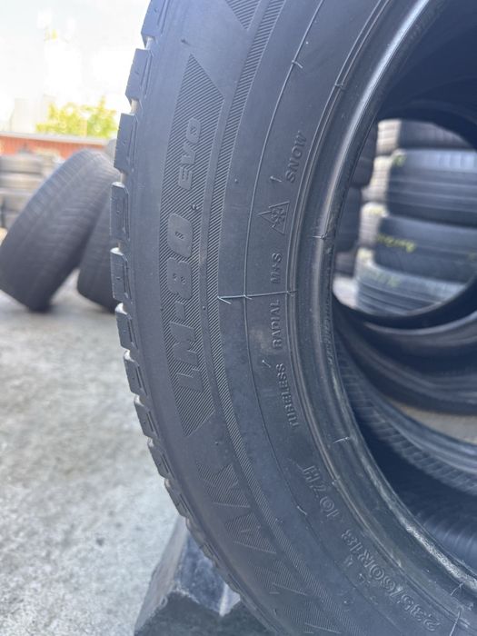 Шини Bridgestone 235/60r18 комплект зима склад б/у