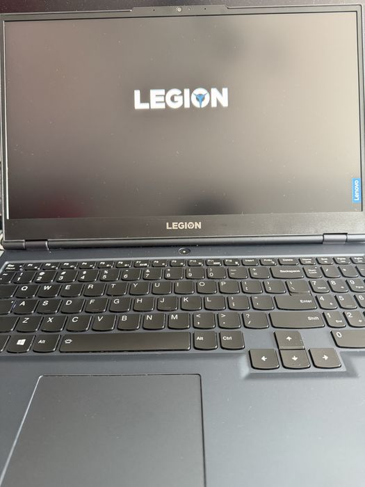 Lenovo Legion 5 Ryzen 5 5600H RTX3050 165Hz 16gb DDR4 3200mhz