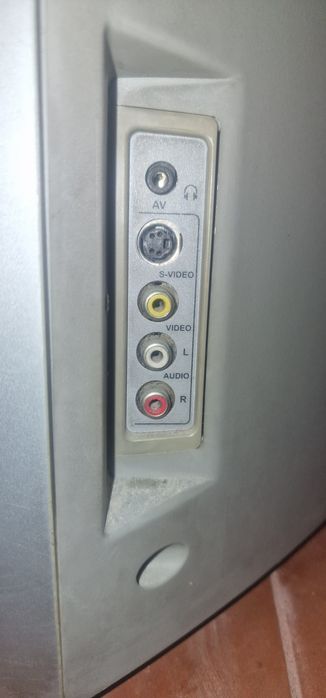 Televisão 28" Cinescópio DURABRAND (made in Turkey) bom  funcionamento