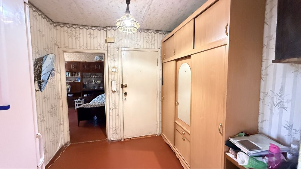 Продаж 3х кімнатноі , вул. Радунська 38, Троєщина