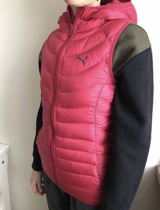 Puma жилетка пуховая