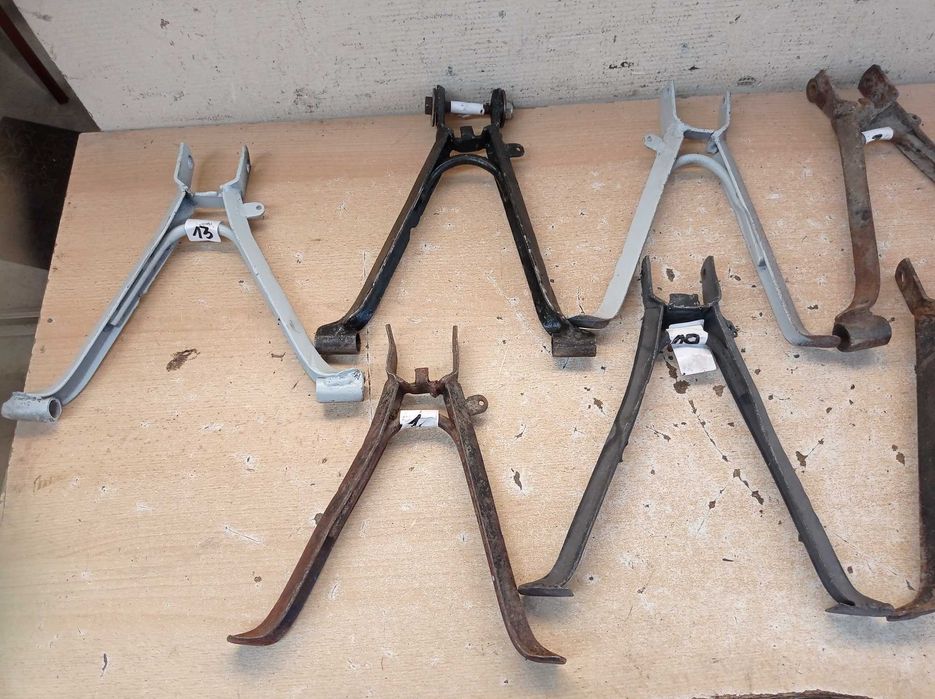 Stopki centralne - podnóżki - Komar, Romet, Jawa 50 (25.4)