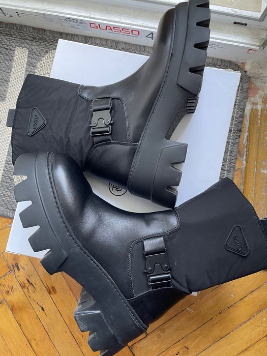 Черевики Estro на байці на платформі