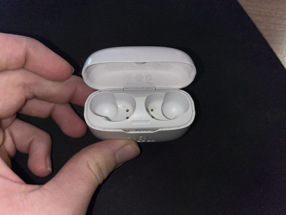Słuchawki bezprzewodowe JBL Tune Buds Czarny