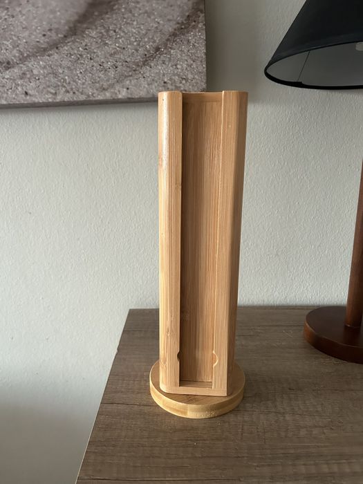 Suporte para cápsulas de café pequenas.