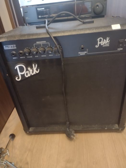 Gitara basowa hohner