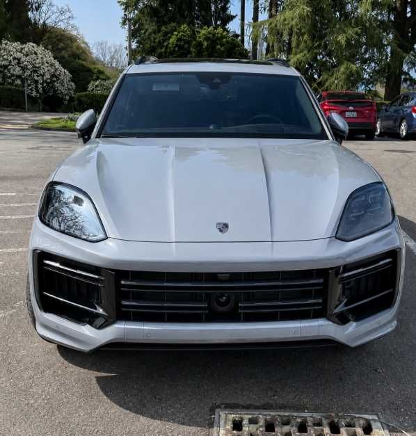 Переднее и заднее стекло Porsche Cayenne 9Y РАЗБОРКА