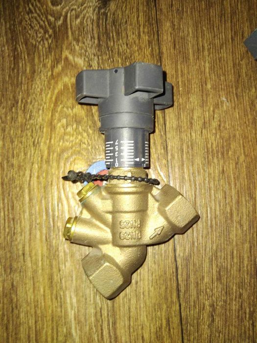 Балансировочный клапан (вентиль)