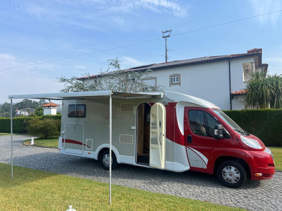 Auto Caravana Dethleffs Advantage