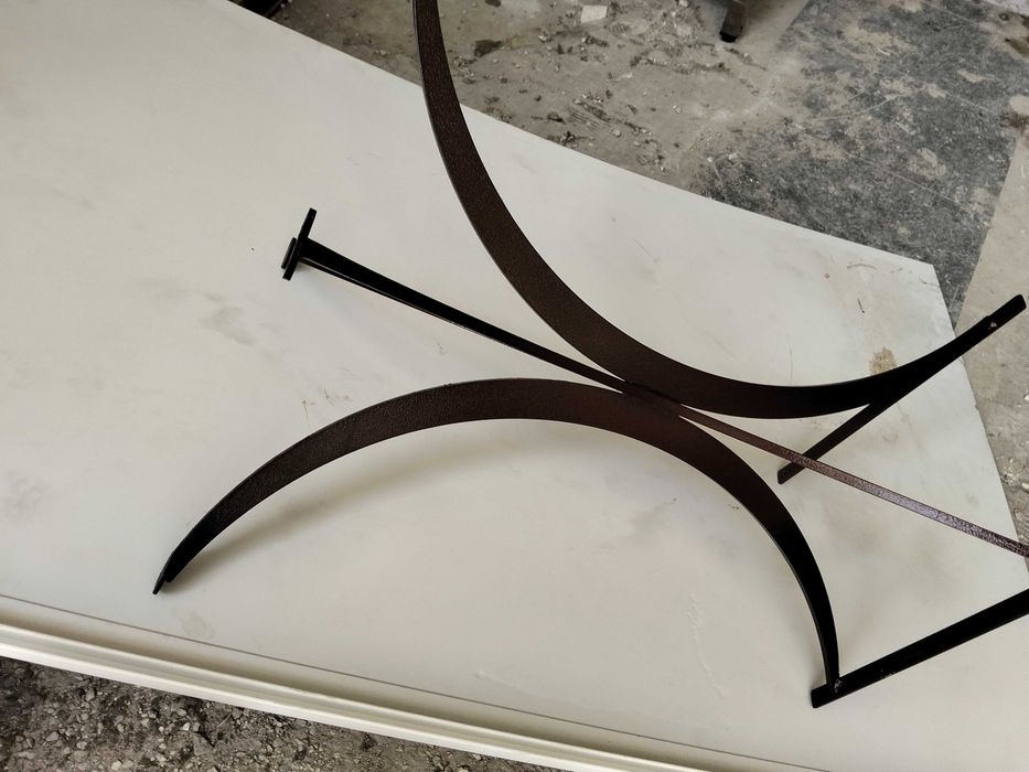Base de Mesa em Ferro Forjado come  Nova
