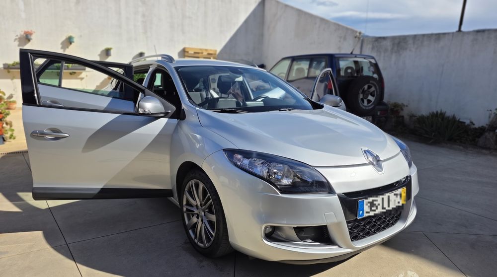 Renault Megane III Sport Tourer 1.5 dCi GT Line (2011) - Histórico na Marca, Impecável! — photo 3