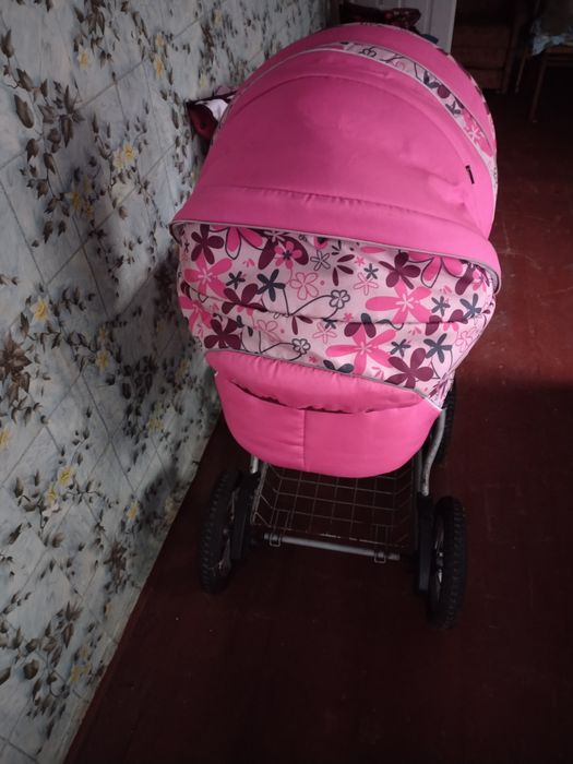 Коляска дитяча.  .