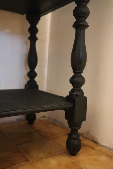Mesinha de cabeceira (recuperada)