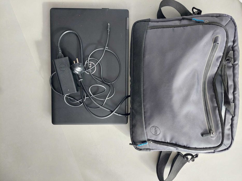 Laptop Dell Latitude 5590