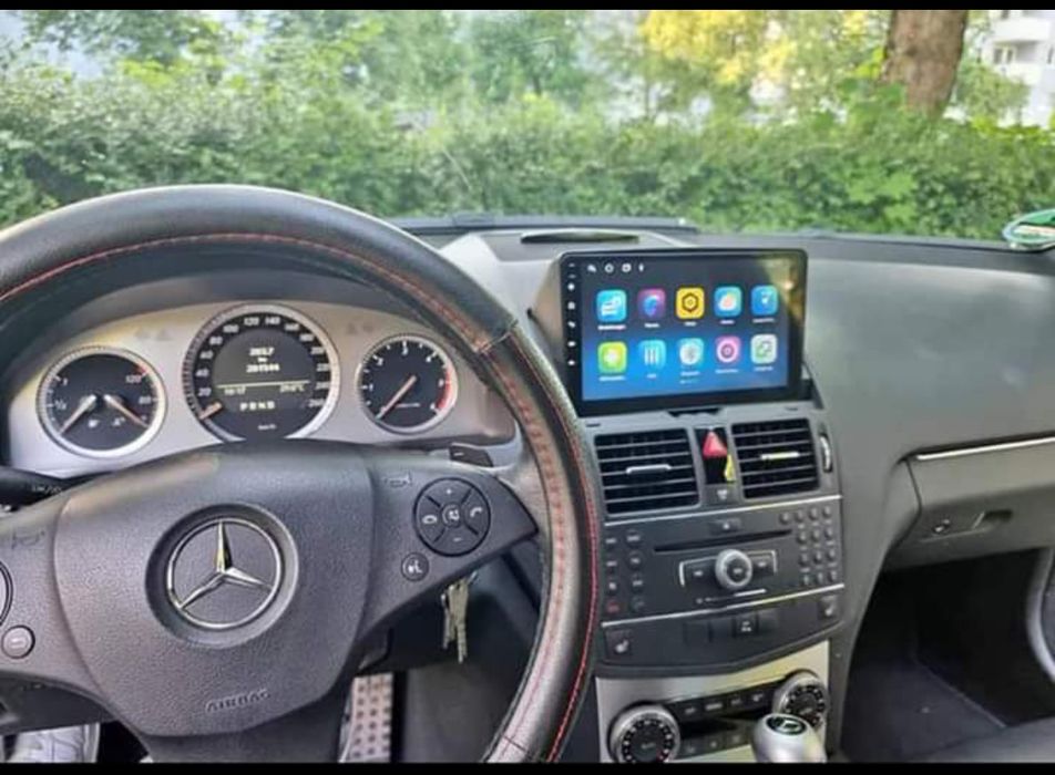 Rádio Android 14 com GPS Mercedes W204 (Artigo Novo)