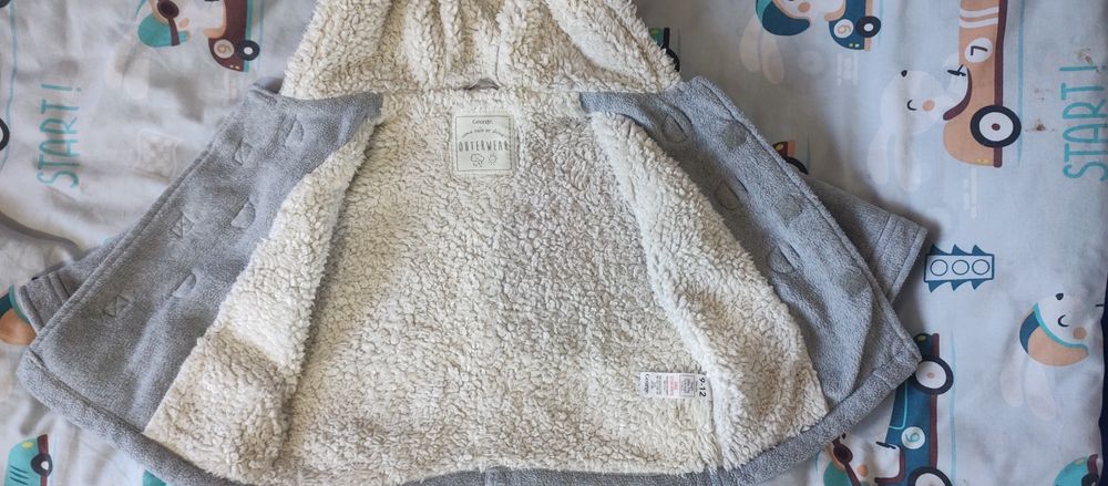 Тепла флісова куртка George на овчині (9-12 міс)