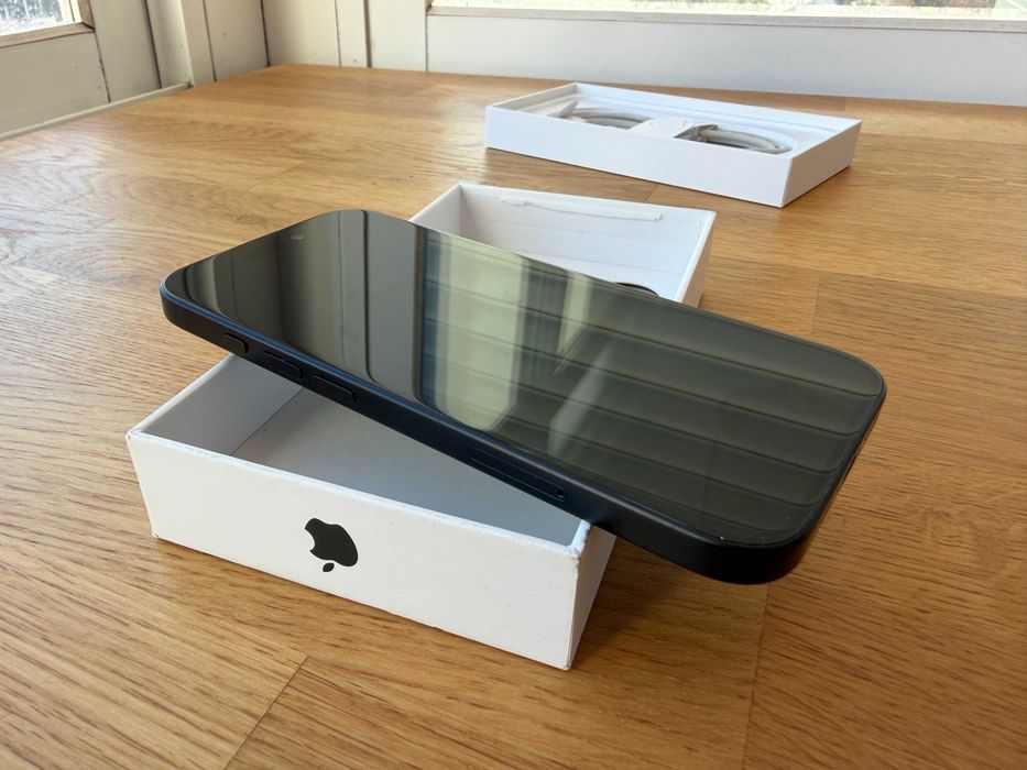 iPhone 16 - 128GB