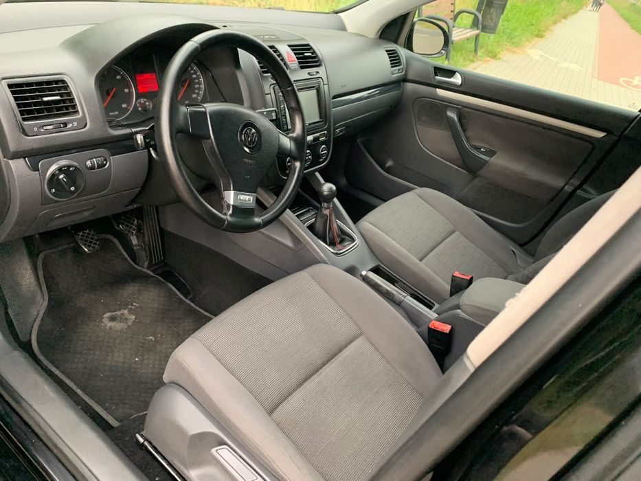 Piękny Golf 5 Z Wloch Stylizacja Gti Rezerwacja