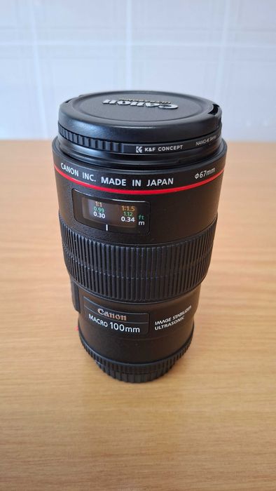 Canon EF 100 f/2.8L Macro IS USM