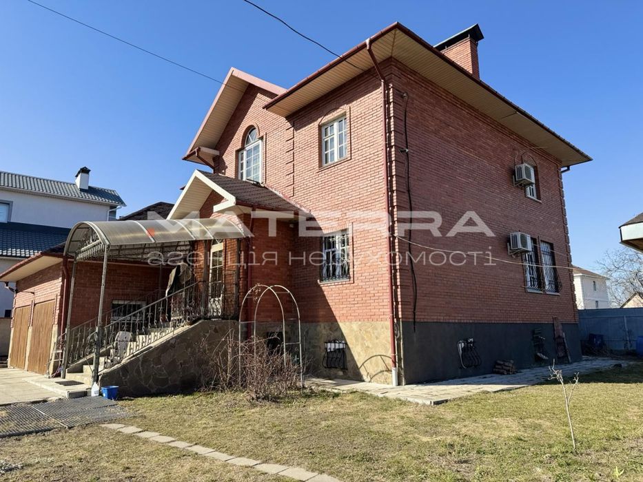 Продаж будинку в Центрі Боярки