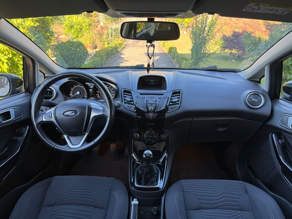 Ford Fiesta Titanium 2015
