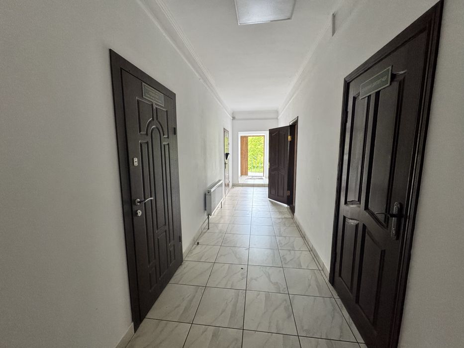 Продаж автопарку з виробничо-офісним комплексом  4,39 га