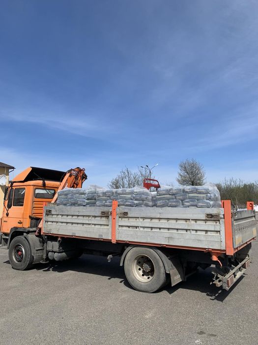 Вантажні перевезення  З Краном Маніпулятор