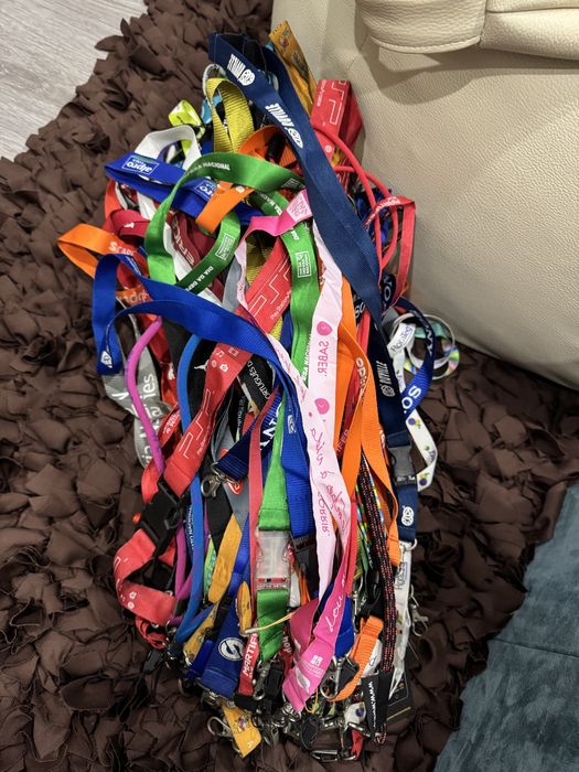 Fitas com publicidade