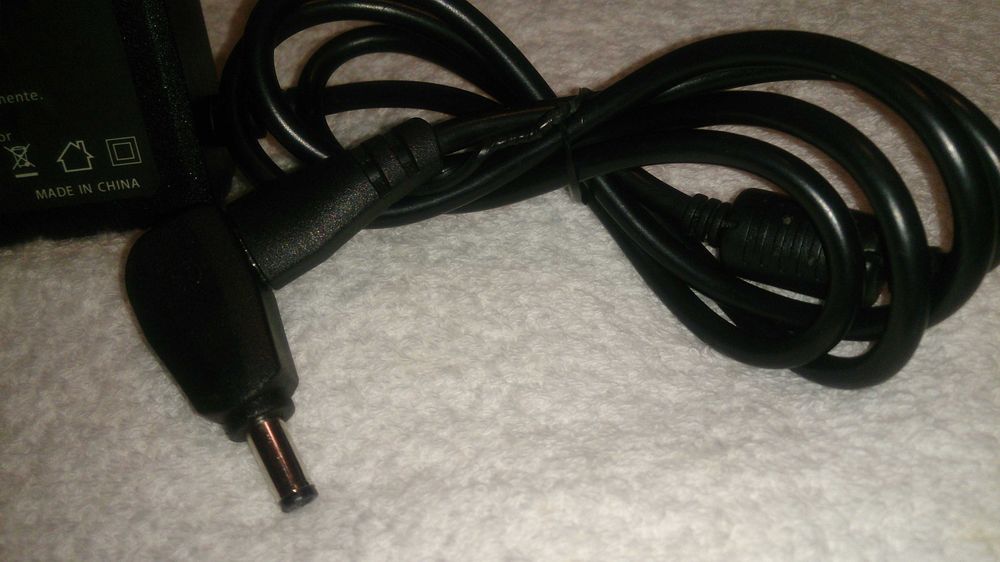 carregador mitsai ac adapter mt90w (para computador)