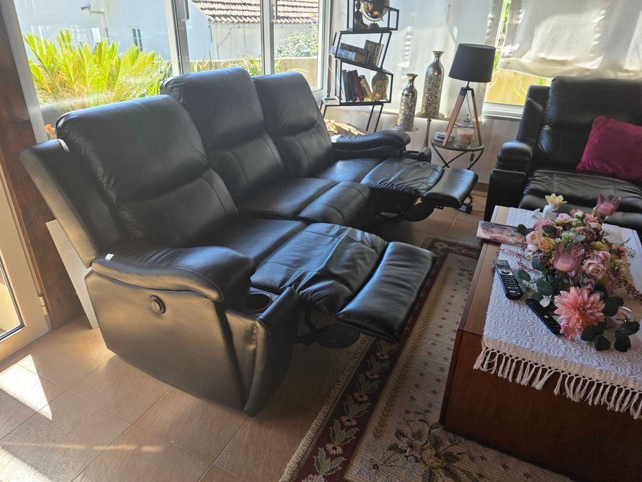 Conjunto de 2 sofás (3+2 lugares) eléctricos