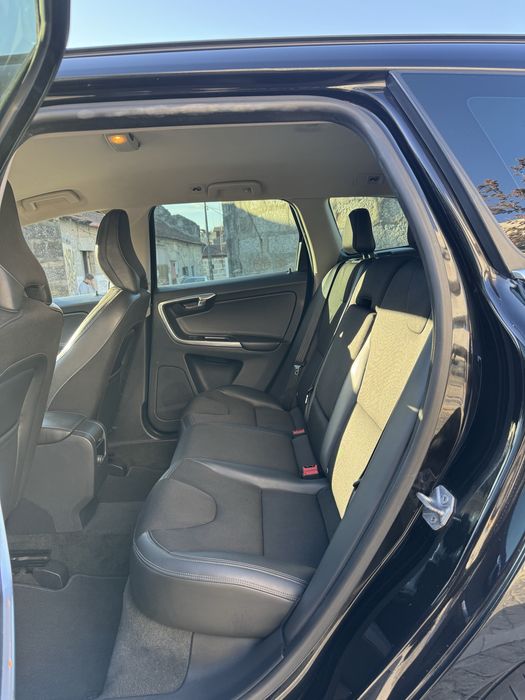 Volvo XC60 2.0 D Automático