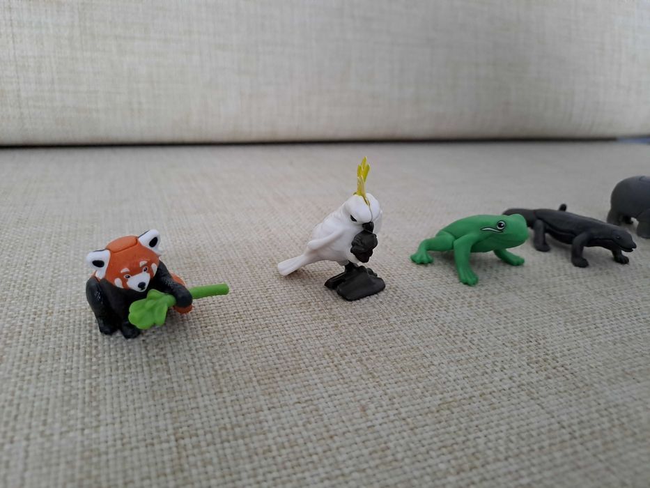 Natoons figurki z Kinder Niespodzianki