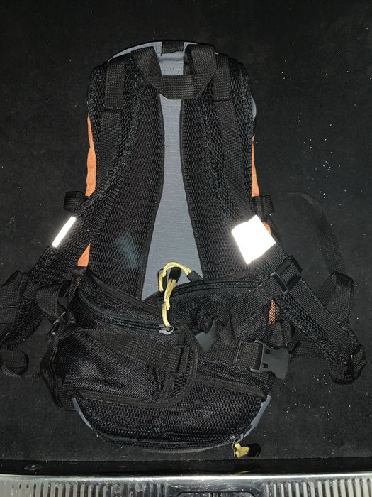 Mochila Berg Nova - Hydrobag TT/Treking/Ciclismo/Etc.