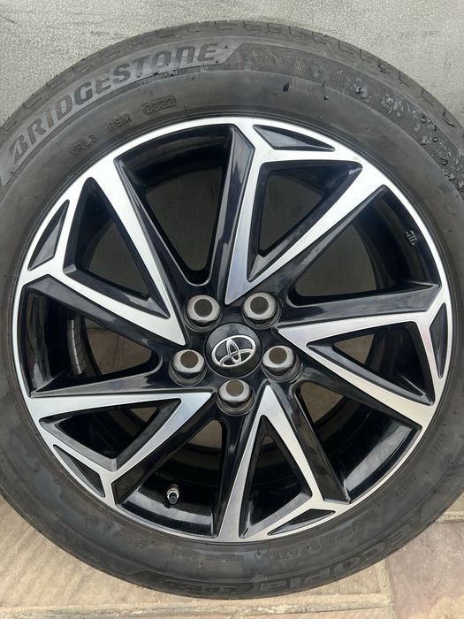 Диски з шинами Toyota Yaris  Cross 195/55 r 16