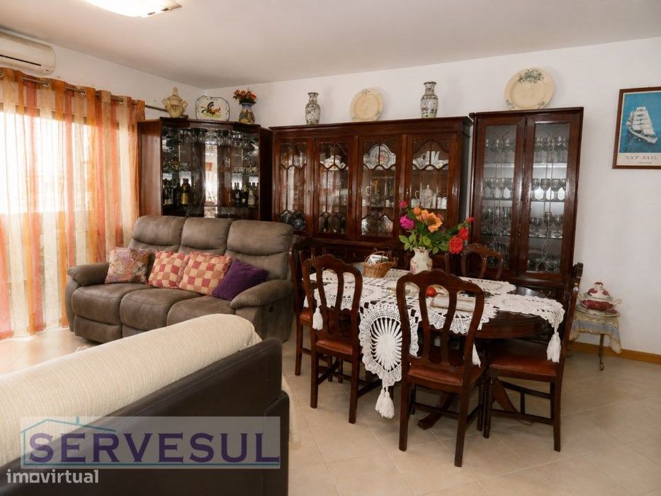 Apartamento de 2 quartos, com área total de 114,30m2, localizado no...