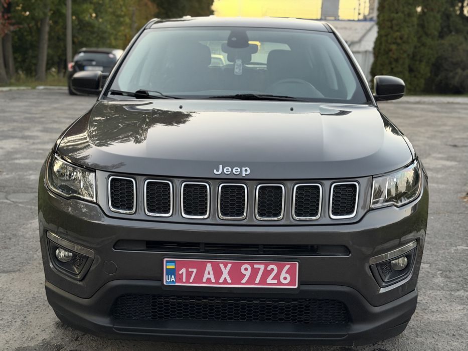 Продам Jeep Compass