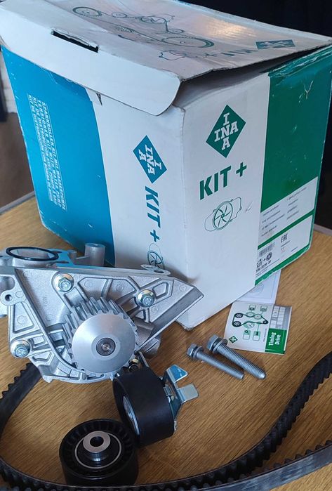 Rozrząd. Zestaw pasek rozrządu + pompa wody INA CITROEN / PEUGEOT