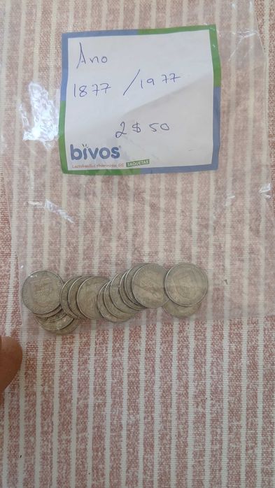 Moedas de coleção muito antigas